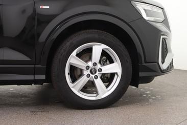 Audi Q2 35 TFSI — photo 3