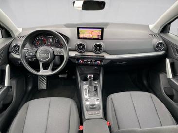 Audi Q2 35 TFSI — photo 19
