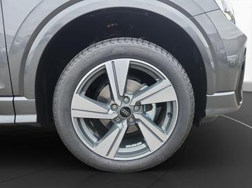 Audi Q2 35 TFSI — photo 10