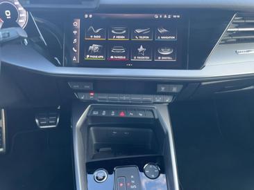 Audi A3 Sportback 35 TFSI — photo 11