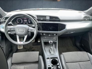 Audi Q3 TFSI E 45 E — photo 12
