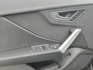 Audi Q2 35 TFSI — photo 14