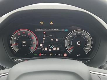 Audi Q2 35 TFSI — photo 16
