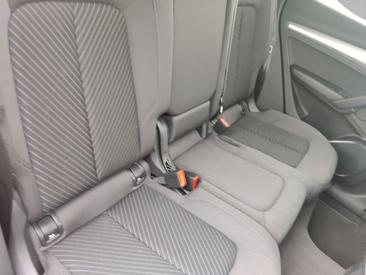 Audi Q5 35 TDI — photo 15
