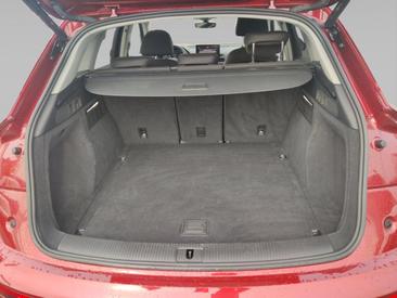 Audi Q5 35 TDI — photo 16