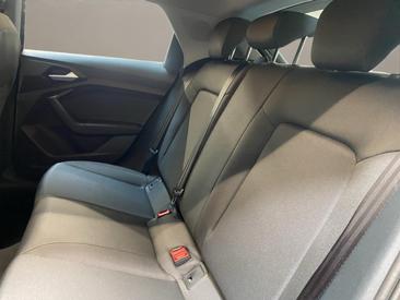 Audi A1 Sportback 30 TFSI — photo 15