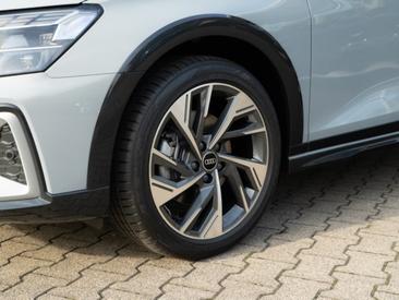 Audi A3 Break Surélevé 35 TFSI — photo 9