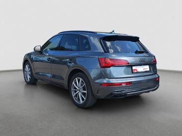 Audi Q5 55 TFSI E Quattro — photo 8