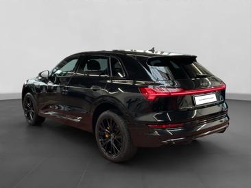 Audi E-tron 50 Quattro — photo 4