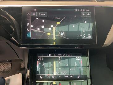 Audi E-tron 50 Quattro — photo 15