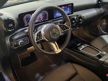 Mercedes Classe A Berline 200 D — photo 17