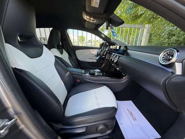 Mercedes Classe A Berline 250 E — photo 12