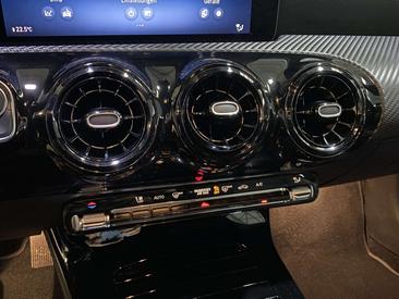 Mercedes Classe A Berline 200 D — photo 31