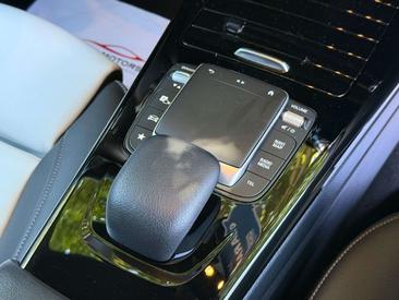 Mercedes Classe A Berline 250 E — photo 15