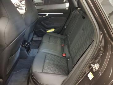 Audi A6 Avant TFSI E 55 E Quattro — photo 5