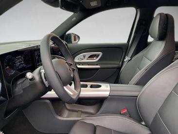 Mercedes GLB 350 4MATIC — photo 8