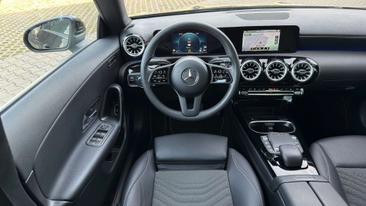 Mercedes CLA Berline 220 — photo 10