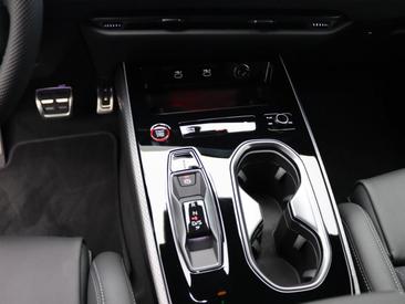 Audi A6 Avant TDI — photo 14
