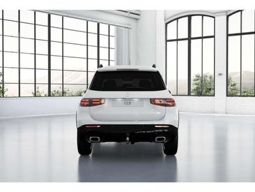 Mercedes GLB 250 — photo 3