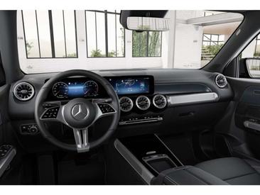 Mercedes GLB 250 — photo 7