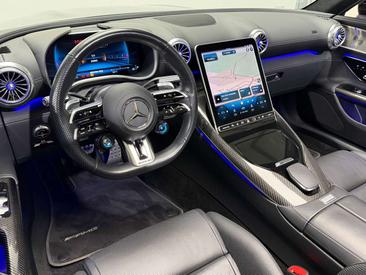 Mercedes SL Cabriolet 63 4MATIC+ — photo 16