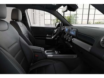 Mercedes GLB 250 — photo 8