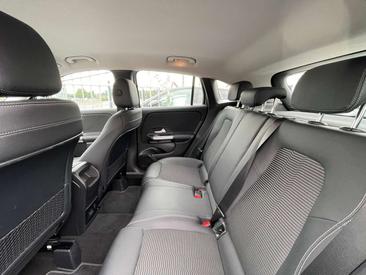 Mercedes GLA 200 — photo 8