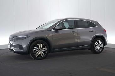 Mercedes EQA 250 — photo 12