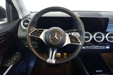 Mercedes GLB 200 — photo 5