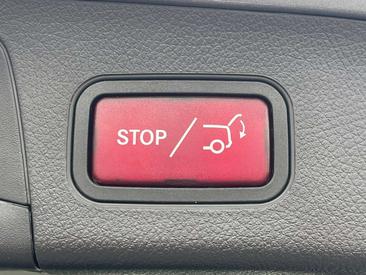 Mercedes GLA 200 — photo 15