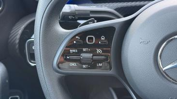 Mercedes CLA Berline 220 — photo 23