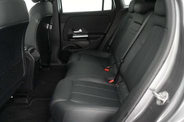 Mercedes EQA 250 — photo 19