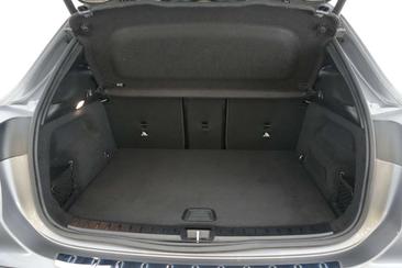 Mercedes EQA 250 — photo 20