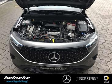 Mercedes EQB 300 4MATIC — photo 19