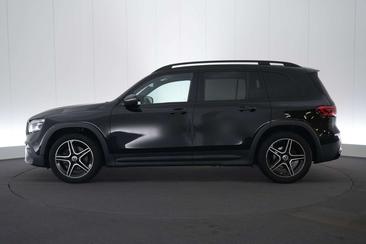 Mercedes GLB 180 — photo 11