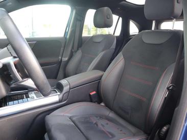 Mercedes GLA 250e — photo 13