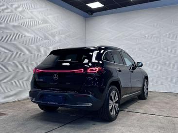 Mercedes EQA 250 — photo 9