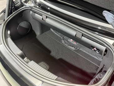 Mercedes SL Cabriolet 63 4MATIC+ — photo 39