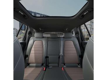 Mercedes EQB 250 — photo 16