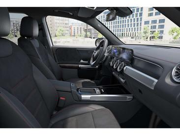 Mercedes EQB 250 — photo 8