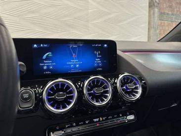 Mercedes EQA 250 — photo 25