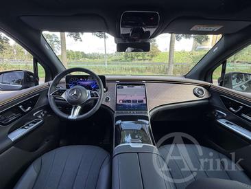 Mercedes EQE SUV 350+ Star Edition — photo 16