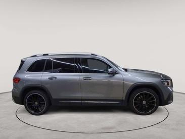 Mercedes GLB 200d — photo 2