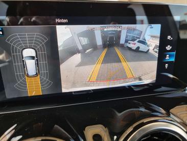 Mercedes GLB 220 D — photo 11