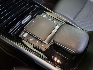 Mercedes GLB 220 D — photo 15