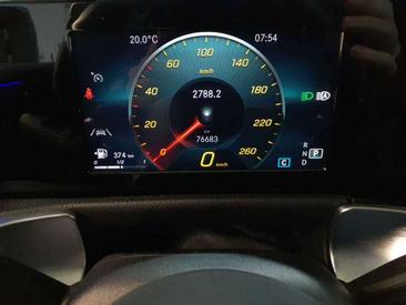 Mercedes GLB 200d — photo 10