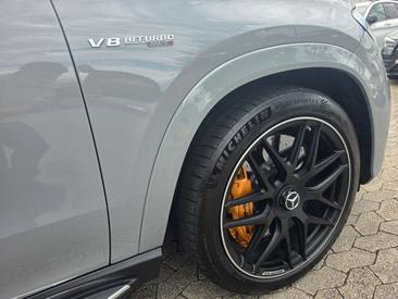 Mercedes GLE 63 S 4Matic — photo 9