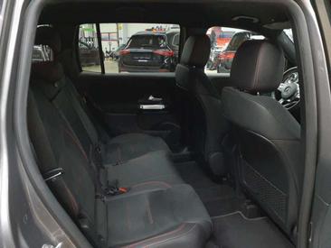 Mercedes GLB 200d — photo 13