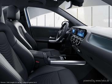 Mercedes GLA 250e — photo 22