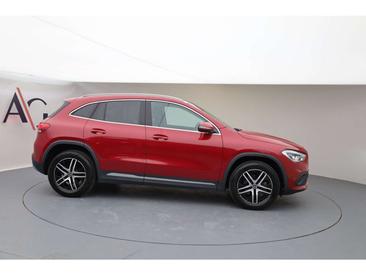 Mercedes GLA 200 — photo 6